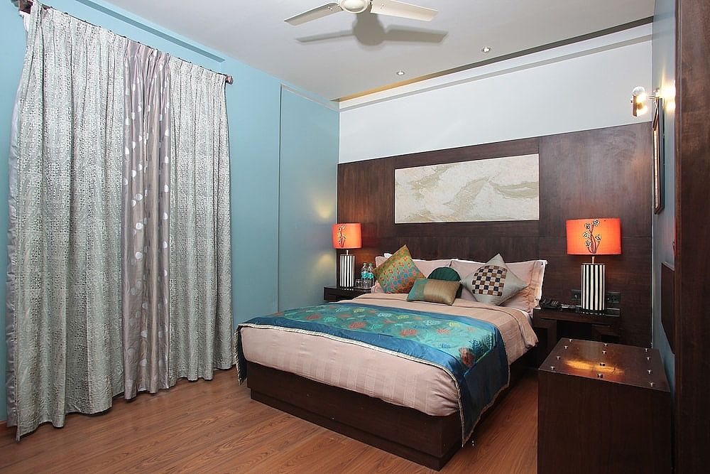 juSTa MG Road Deluxe Room 11