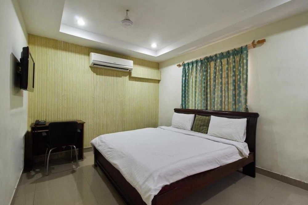 undefined Falcons Nest Studio Apartments 7