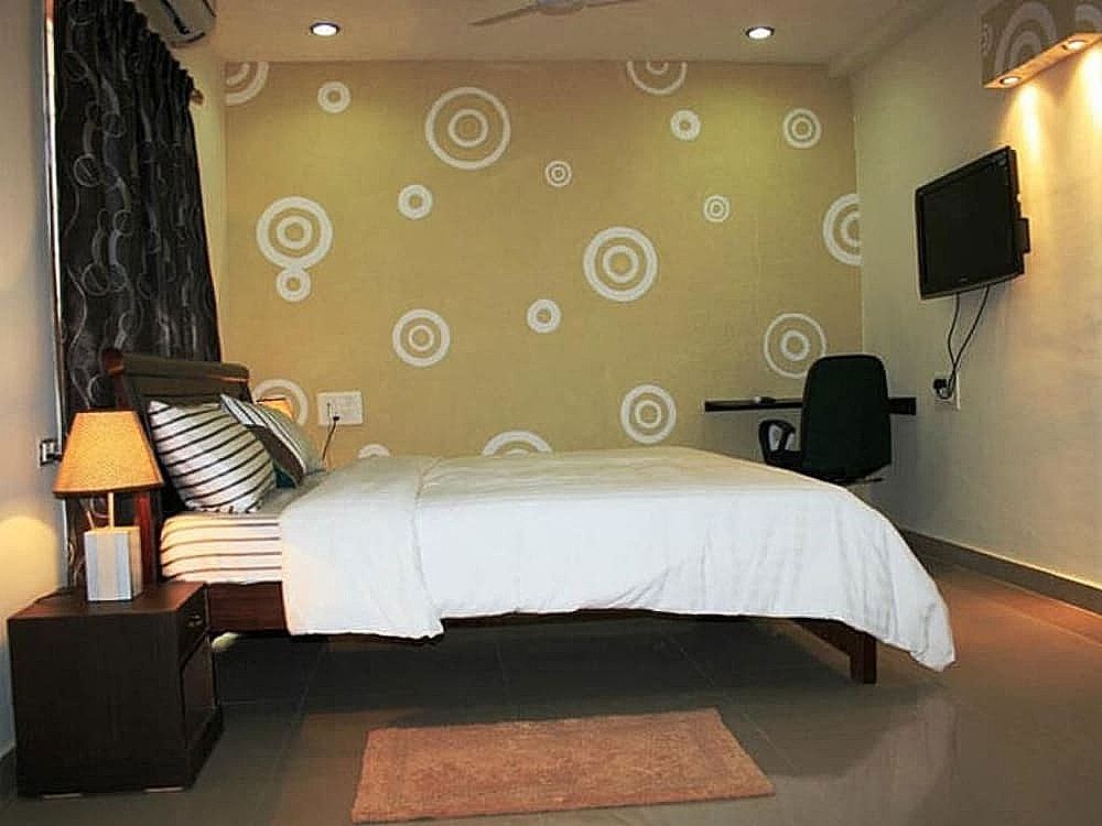 Falcons Nest Studio Apartments Luxury Apartment, 1 Queen Bed, Non Smoking 3