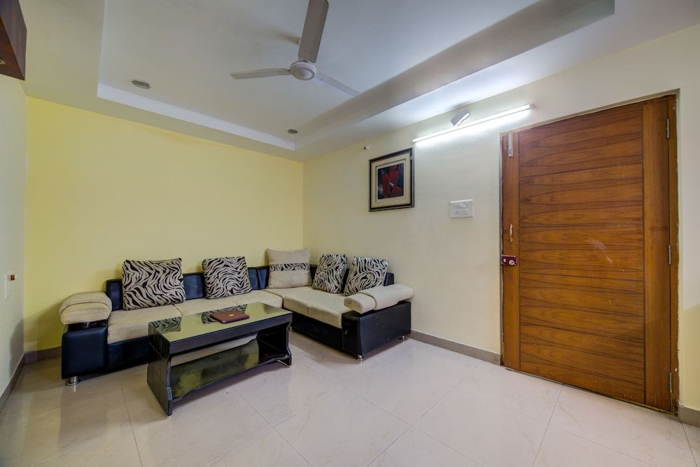 undefined Falcons Nest Studio Apartments 5