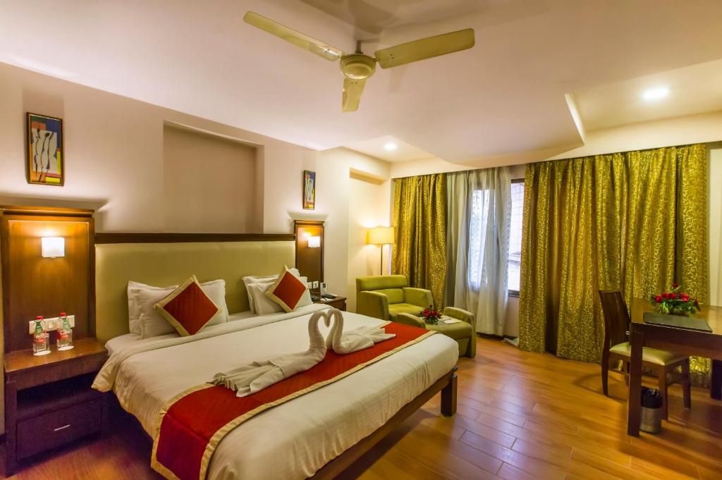 Club Twin Bed Room