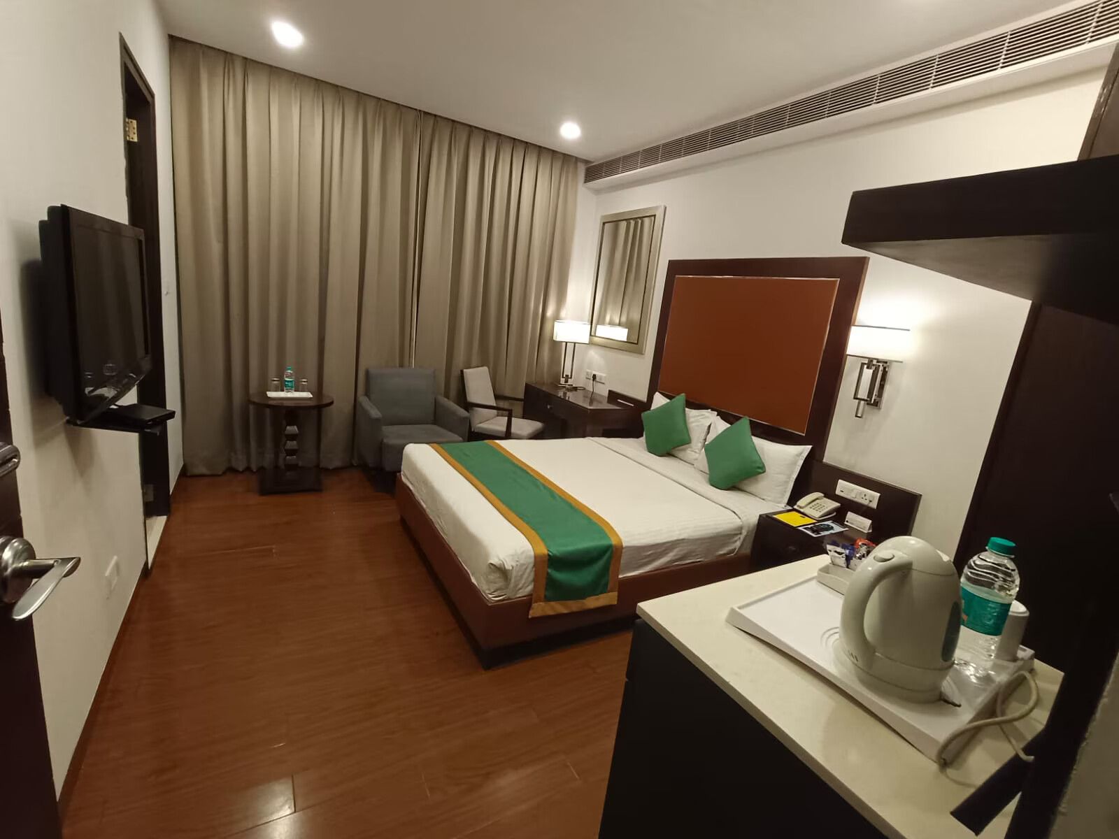 Hotel Jubilee Ridge Studio Room 2