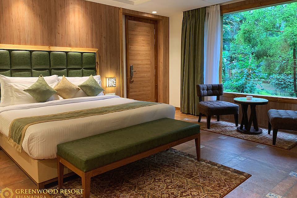 The Luxury Room