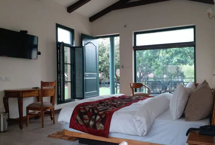 The Tiger Groove Resort Deluxe Room (with complimentary upgrade) 3