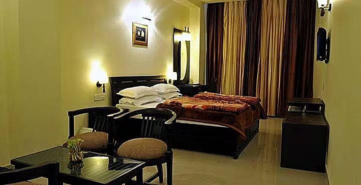 Hotel Hongkong Inn Luxury Double  5