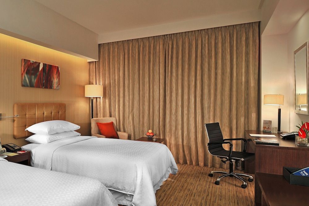 Four Point by Sheraton Pune Room, 1 Twin Bed