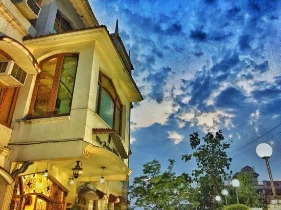 undefined Hotel Ishan Villa 6