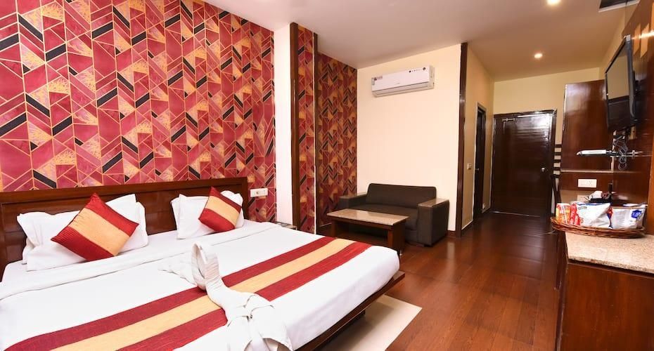 Hotel Basera  Super Deluxe Room