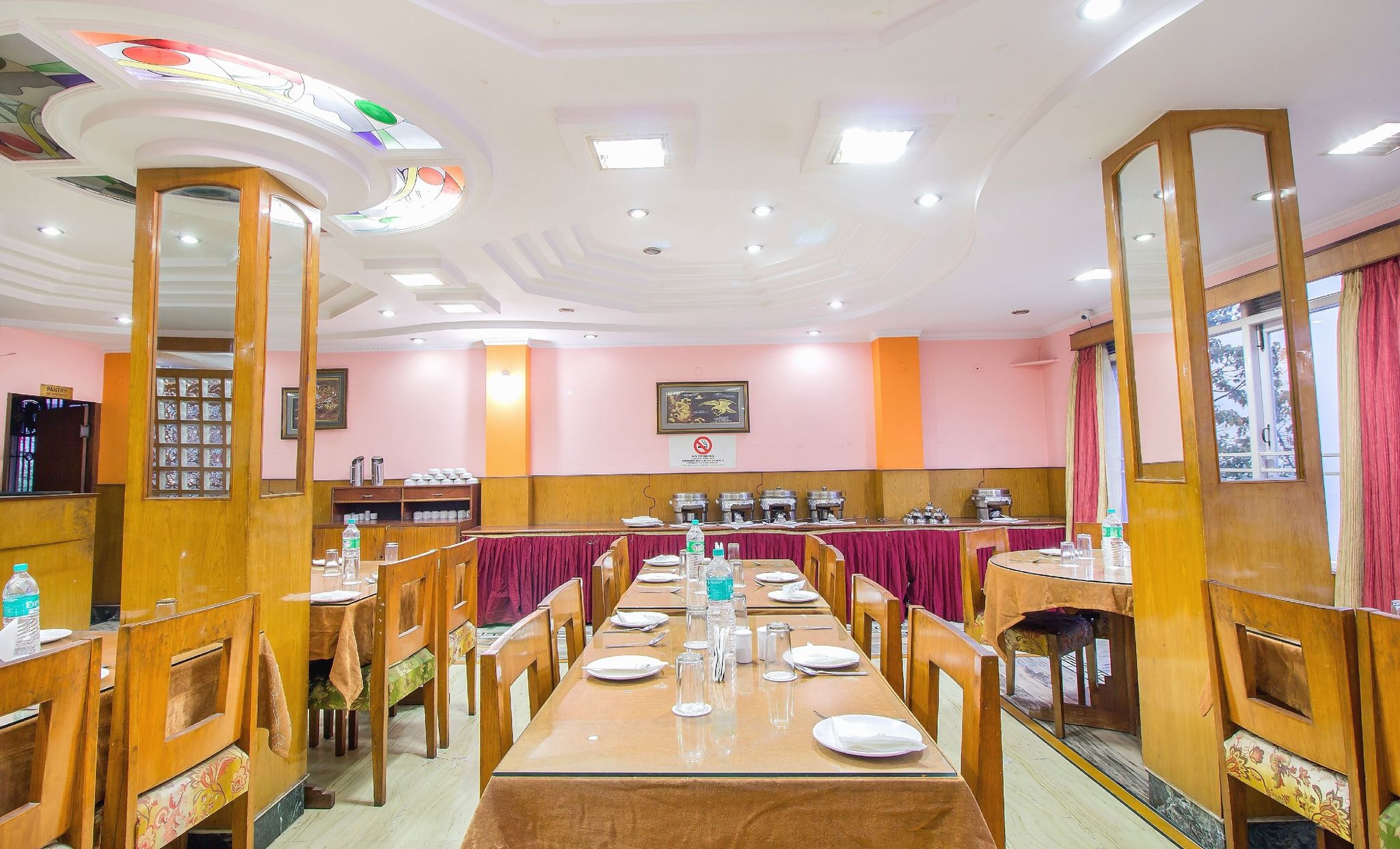 Food & Dining