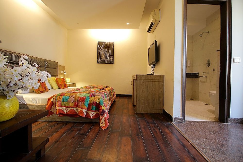 Hotel City Premier Super Deluxe Double Room 15