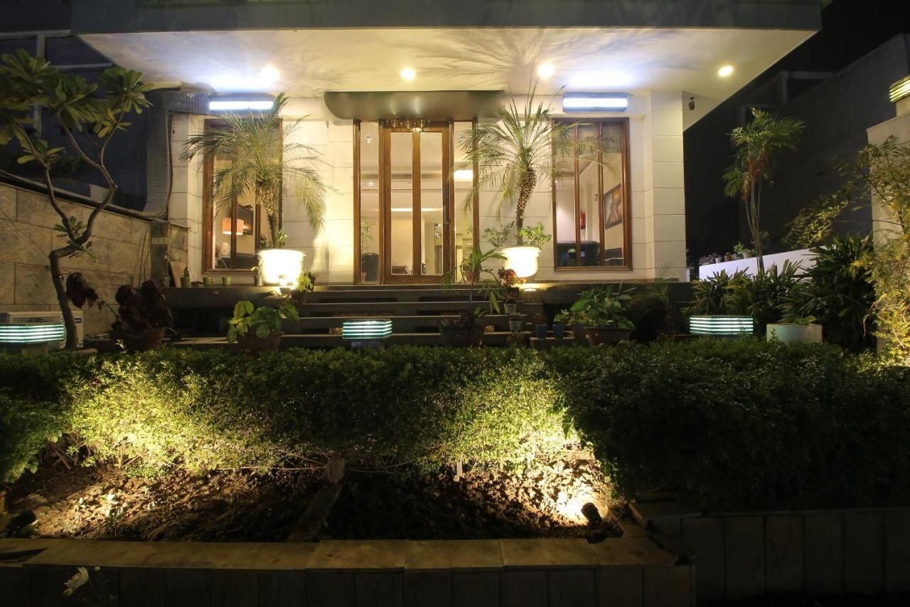undefined Hotel City Premier 8
