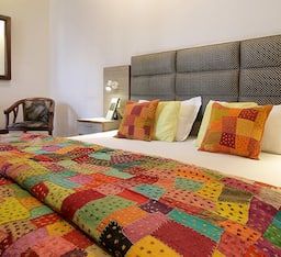 Hotel City Premier Super Deluxe Double Room 7