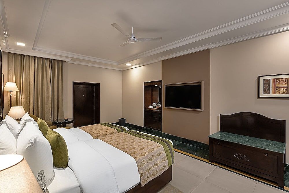 Ganga Lahari by Leisure Hotels Ganga View Room 5