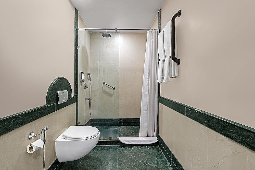 Ganga Lahari by Leisure Hotels Ganga View Room 10