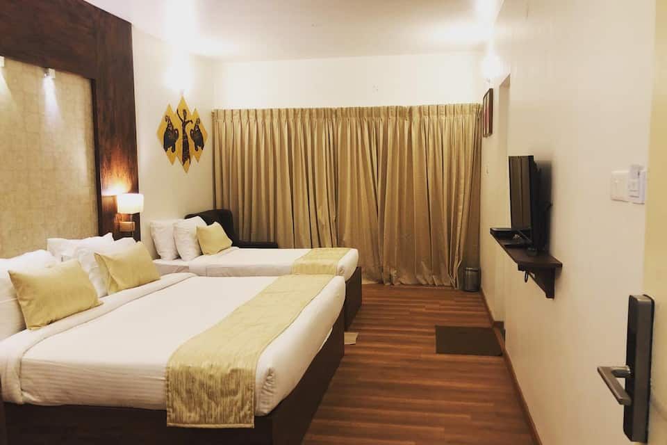 Deluxe Without Balcony-Holidays