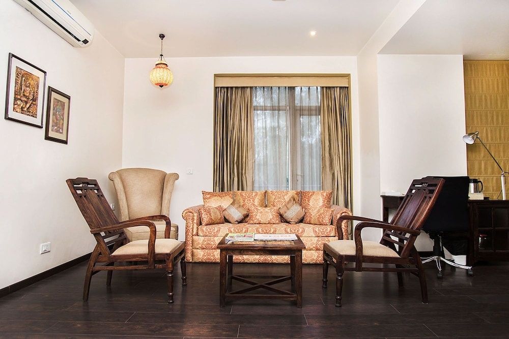 Mantra Amaltas Suite (Free Airport Pick-Up) 7