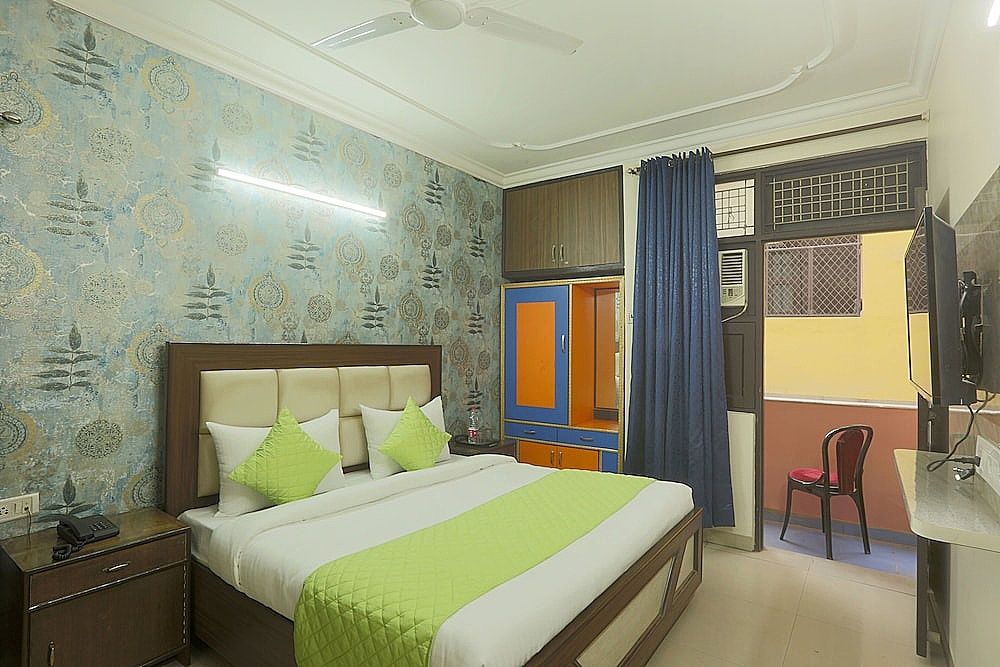 Airport Hotel Mayank Residency Superior Double AC room with free Wi-Fi And 1 Mineral Water Bottle 18