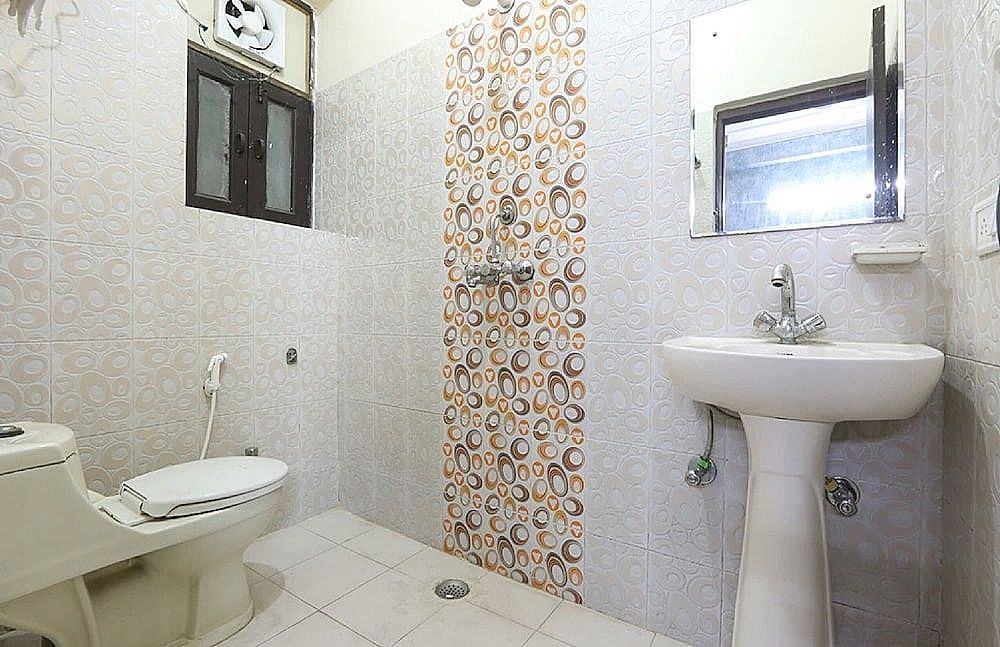 Airport Hotel Mayank Residency Superior Double AC room with free Wi-Fi And 1 Mineral Water Bottle 30