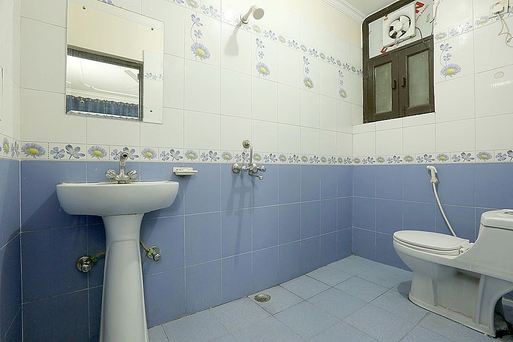 Airport Hotel Mayank Residency Superior Double AC room with free Wi-Fi And 1 Mineral Water Bottle 14