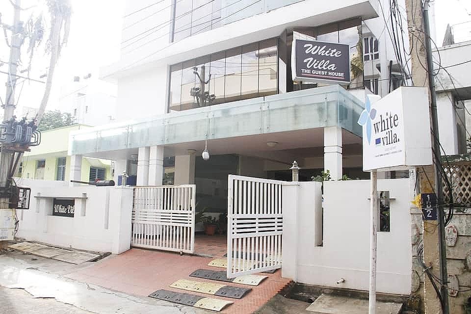 undefined White Villa 4