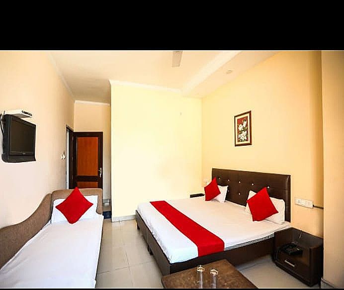 undefined Hotel Sukhman International 10