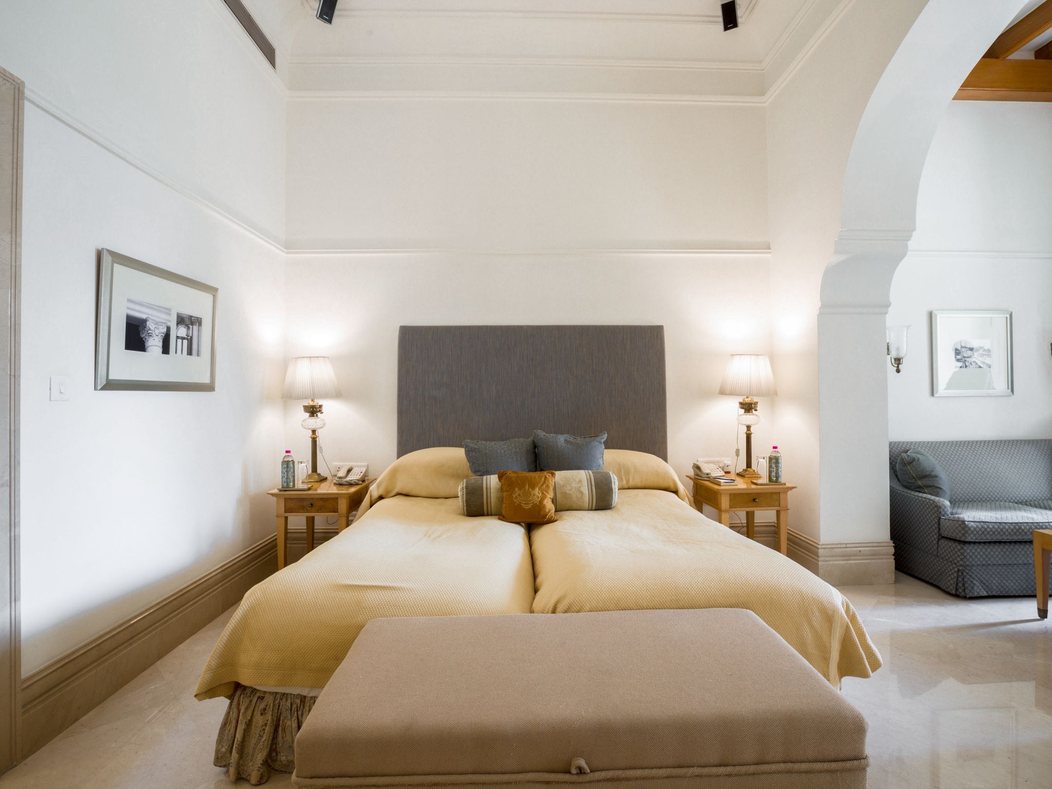 Taj Falaknuma Palace PALACE ROOM GARDEN VIEW TWIN BED