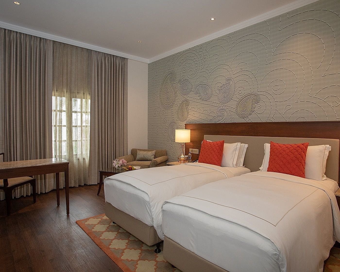 Superior Room Garden View Twin Bed