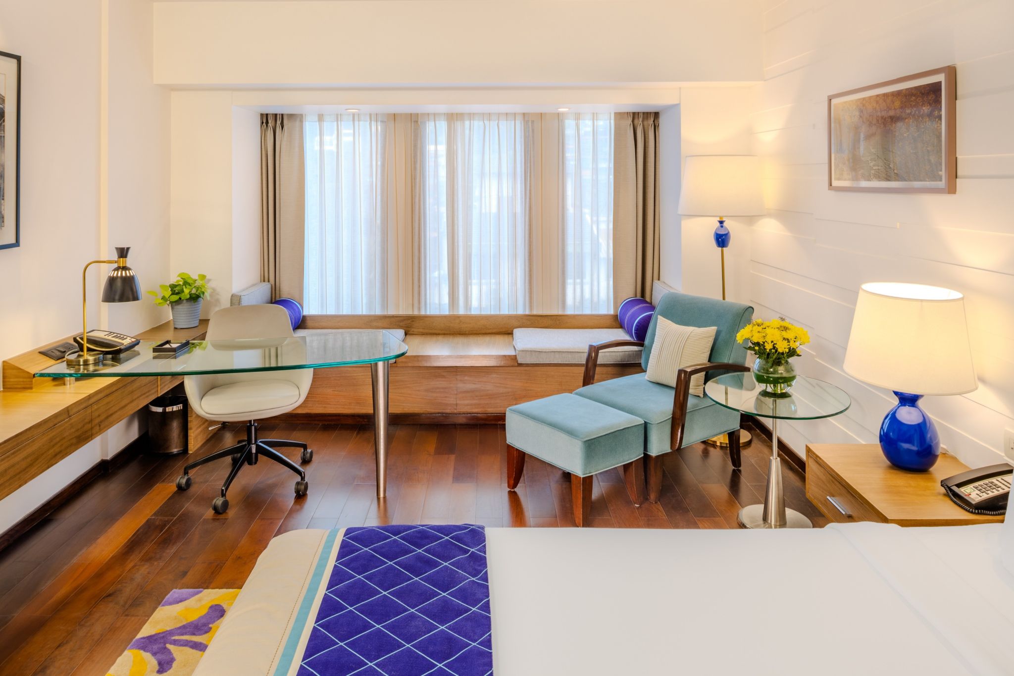 Deluxe Room City View Twin Bed