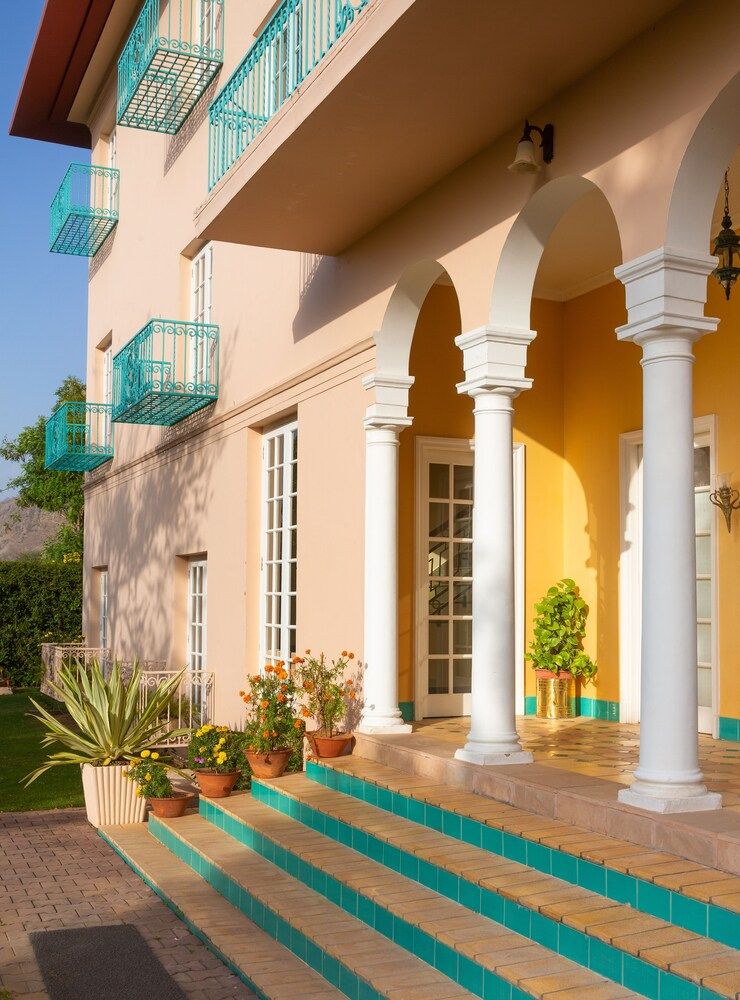 Hotel Exterior