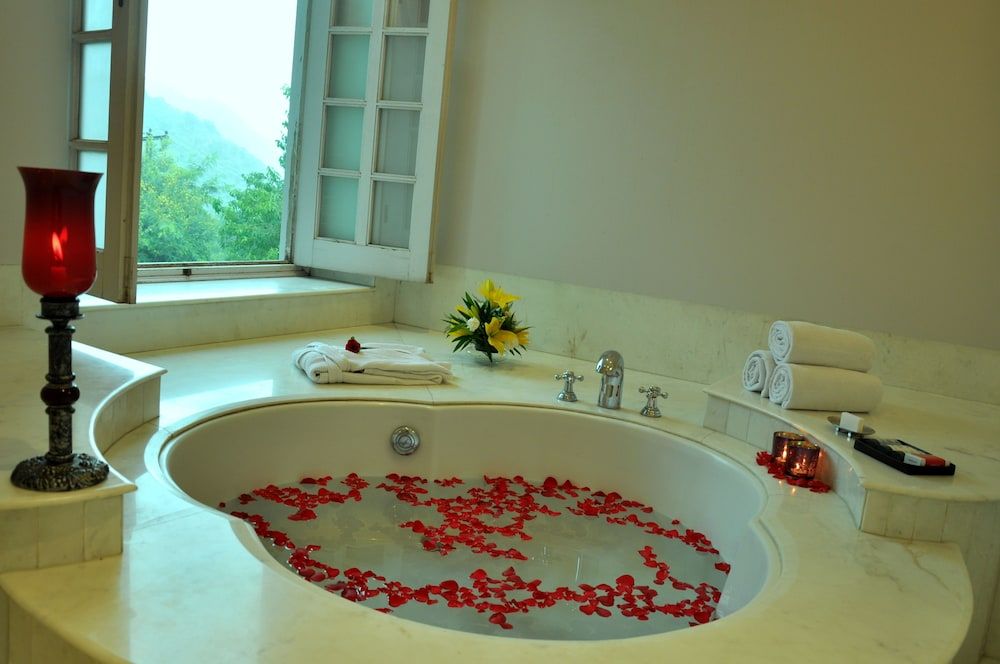 Ramgarh Lodge, Jaipur Deluxe Room 3