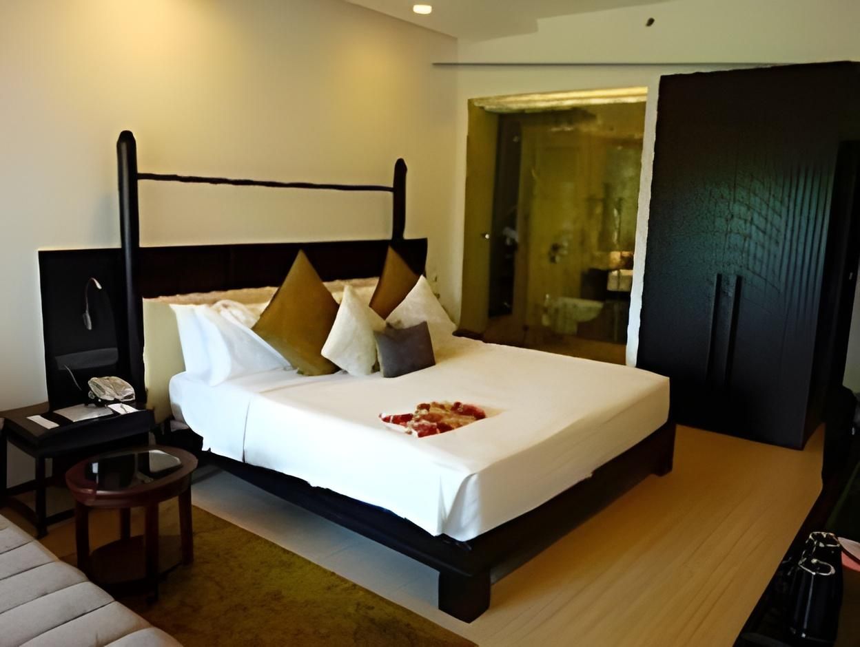 1 Bedroom Deluxe Suite