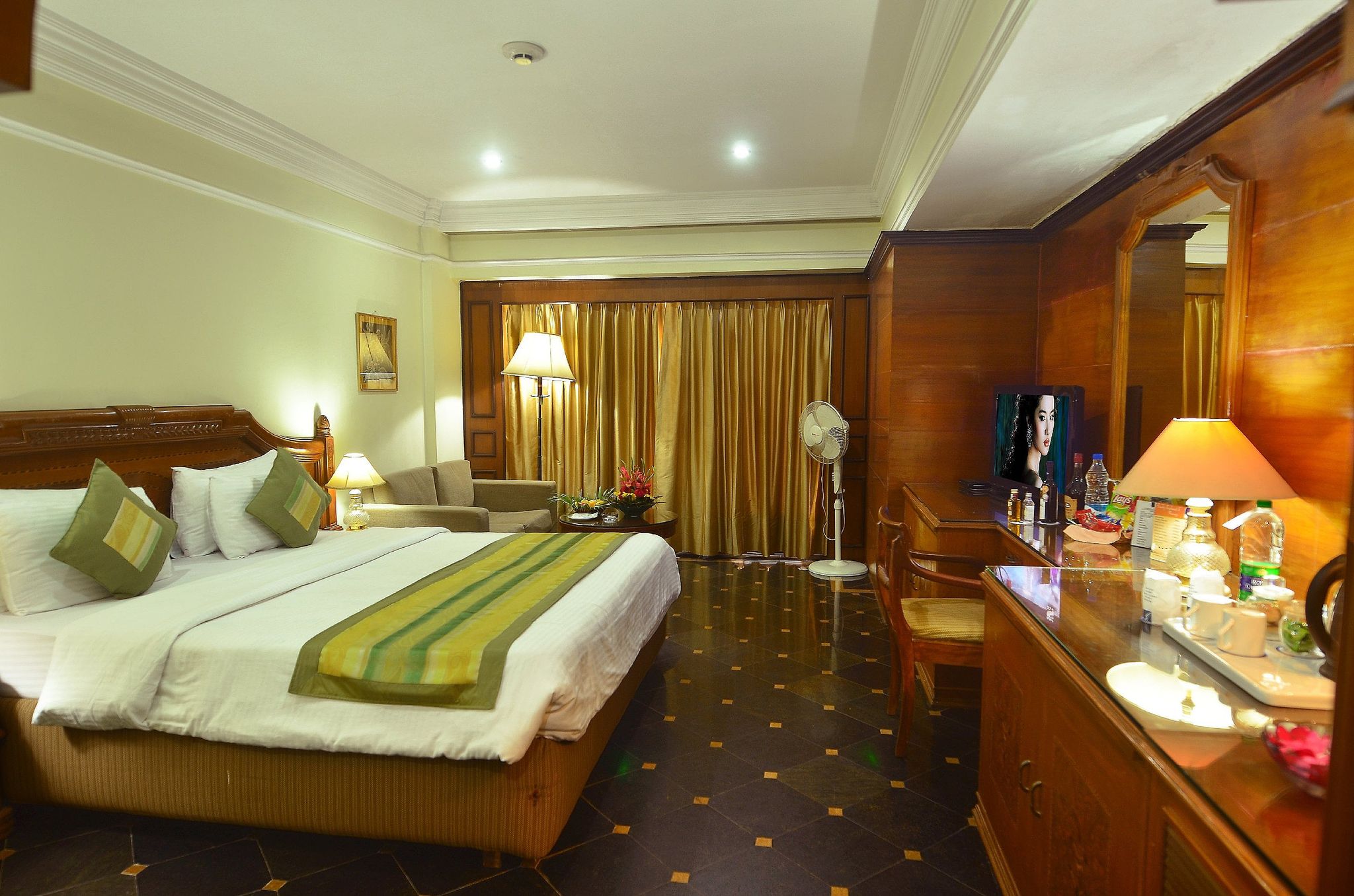 Hotel Empires Corporate Room( Double or Twin Room) 3