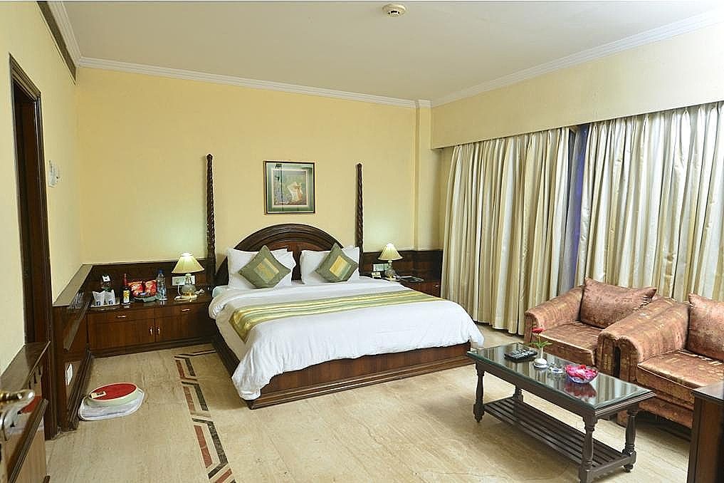 Hotel Empires Corporate Room( Double or Twin Room)