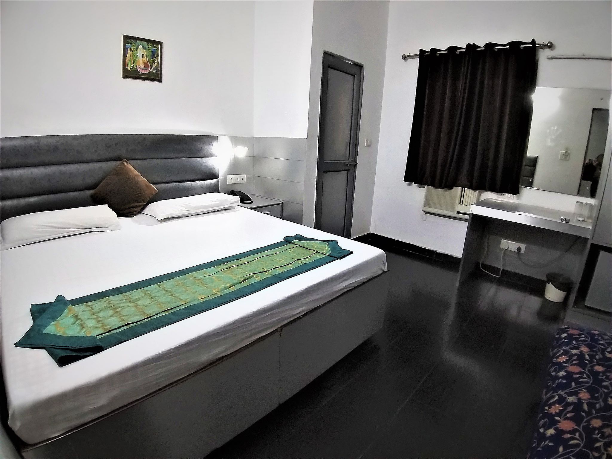 Hotel Kwality Standard Double Room NON AC 6