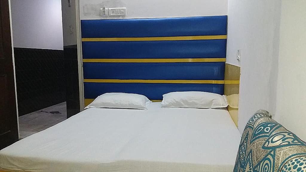 Hotel Kwality Standard Double Room NON AC 8