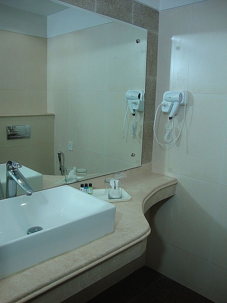 2 Single Beds, Non-Smoking, Standard Room, Mini Bar, Air-Conditioned, Wi-Fi