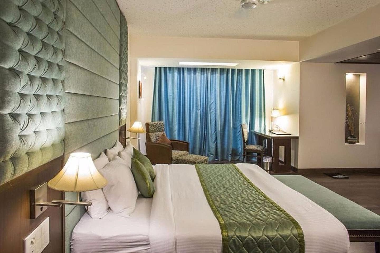 2 Single Beds, Non-Smoking, Standard Room, Mini Bar, Air-Conditioned, Wi-Fi