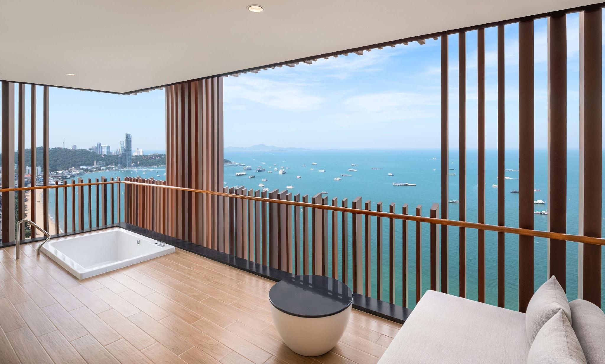 King Prestige Ocean Suite