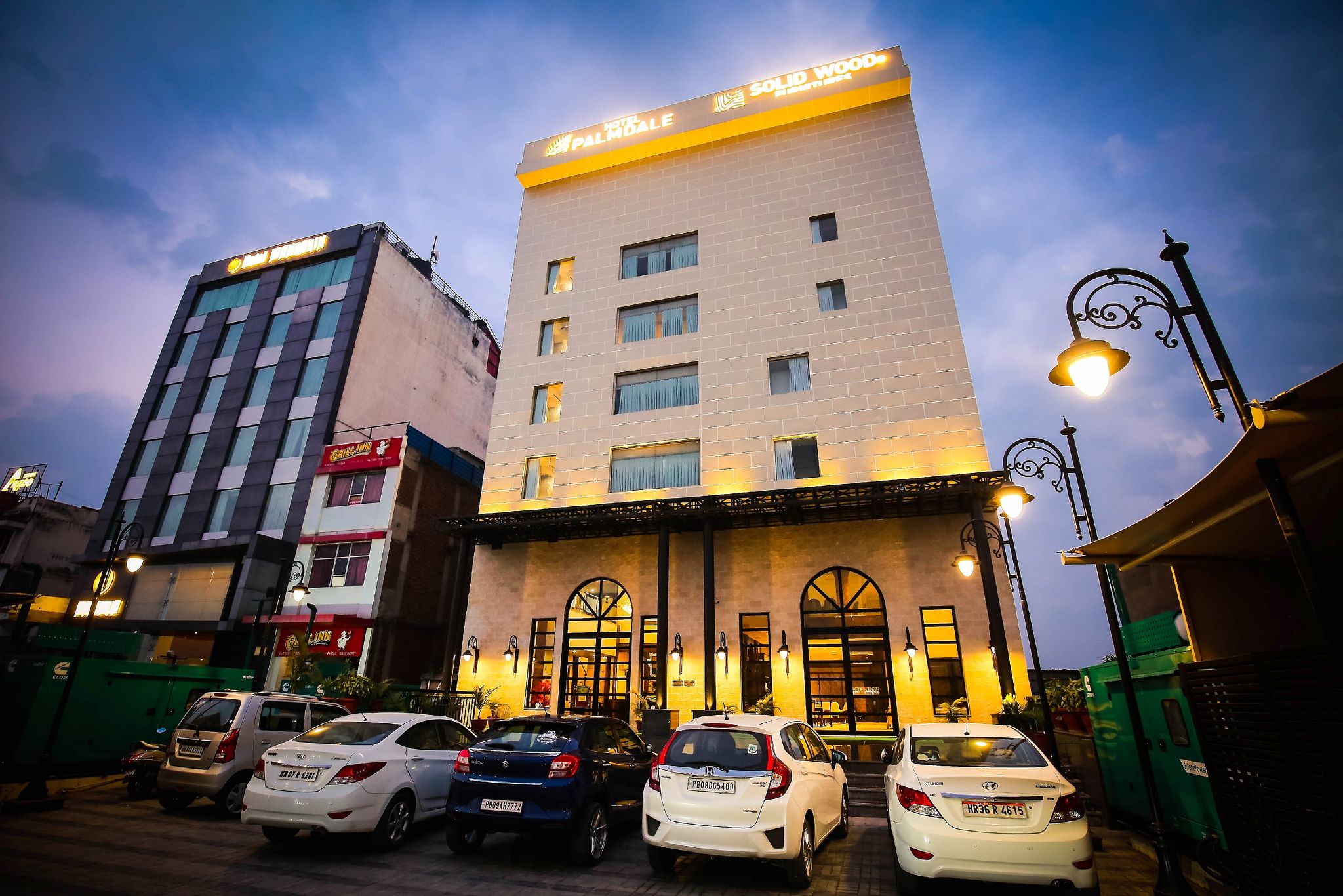 undefined Hotel The Palmdale