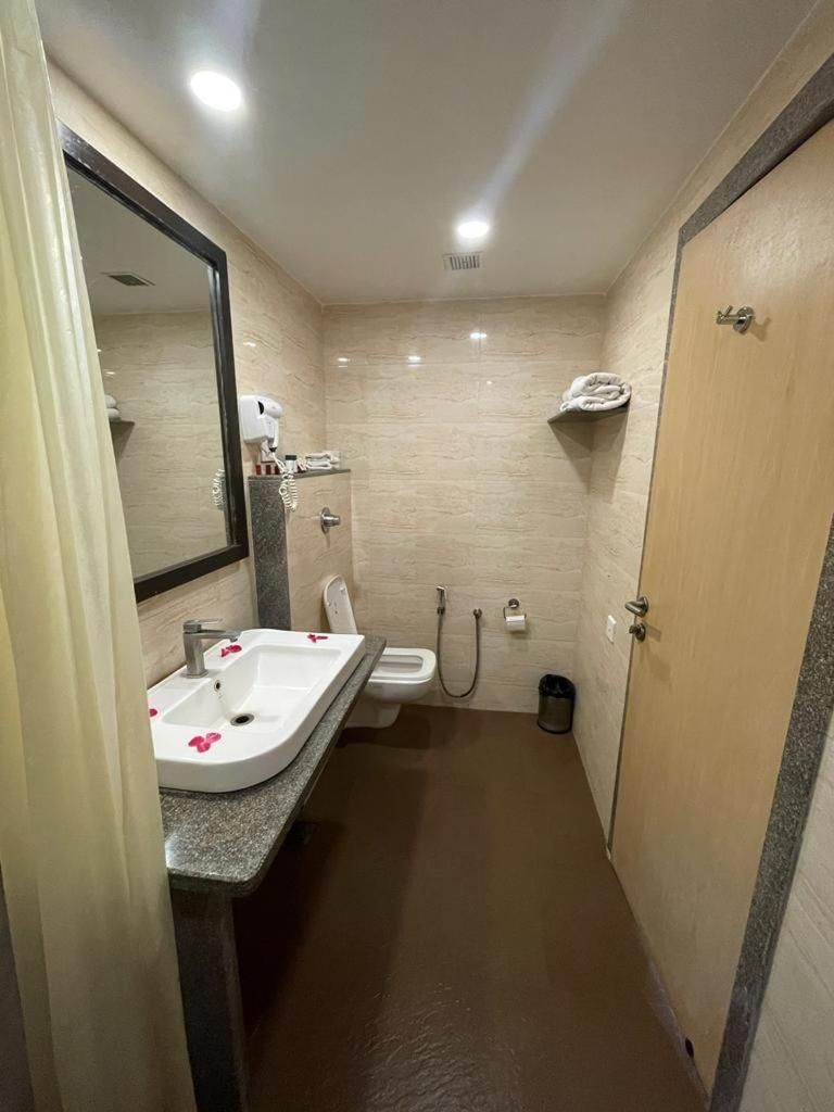 St Laurn - The Spiritual Resort Studio Room - Complimentary Shuttle Pickup and Drop to Sai Baba Temple (Gate 2) 9