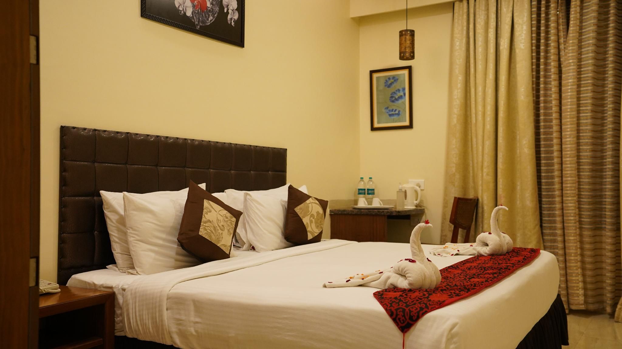 St Laurn - The Spiritual Resort Studio Room - Complimentary Shuttle Pickup and Drop to Sai Baba Temple (Gate 2) 5