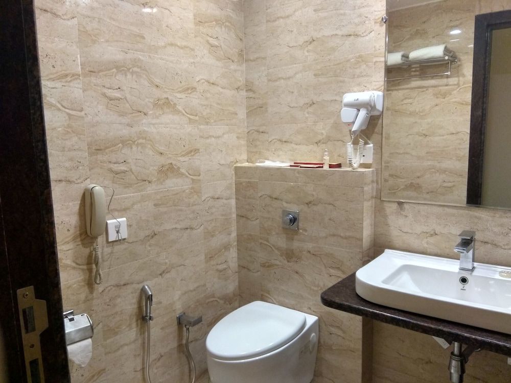 St Laurn - The Spiritual Resort Studio Room - Complimentary Shuttle Pickup and Drop to Sai Baba Temple (Gate 2) 10