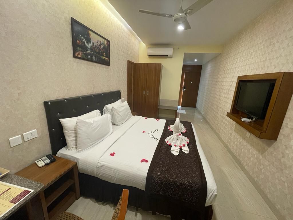 St Laurn - The Spiritual Resort Studio Room - Complimentary Shuttle Pickup and Drop to Sai Baba Temple (Gate 2) 4