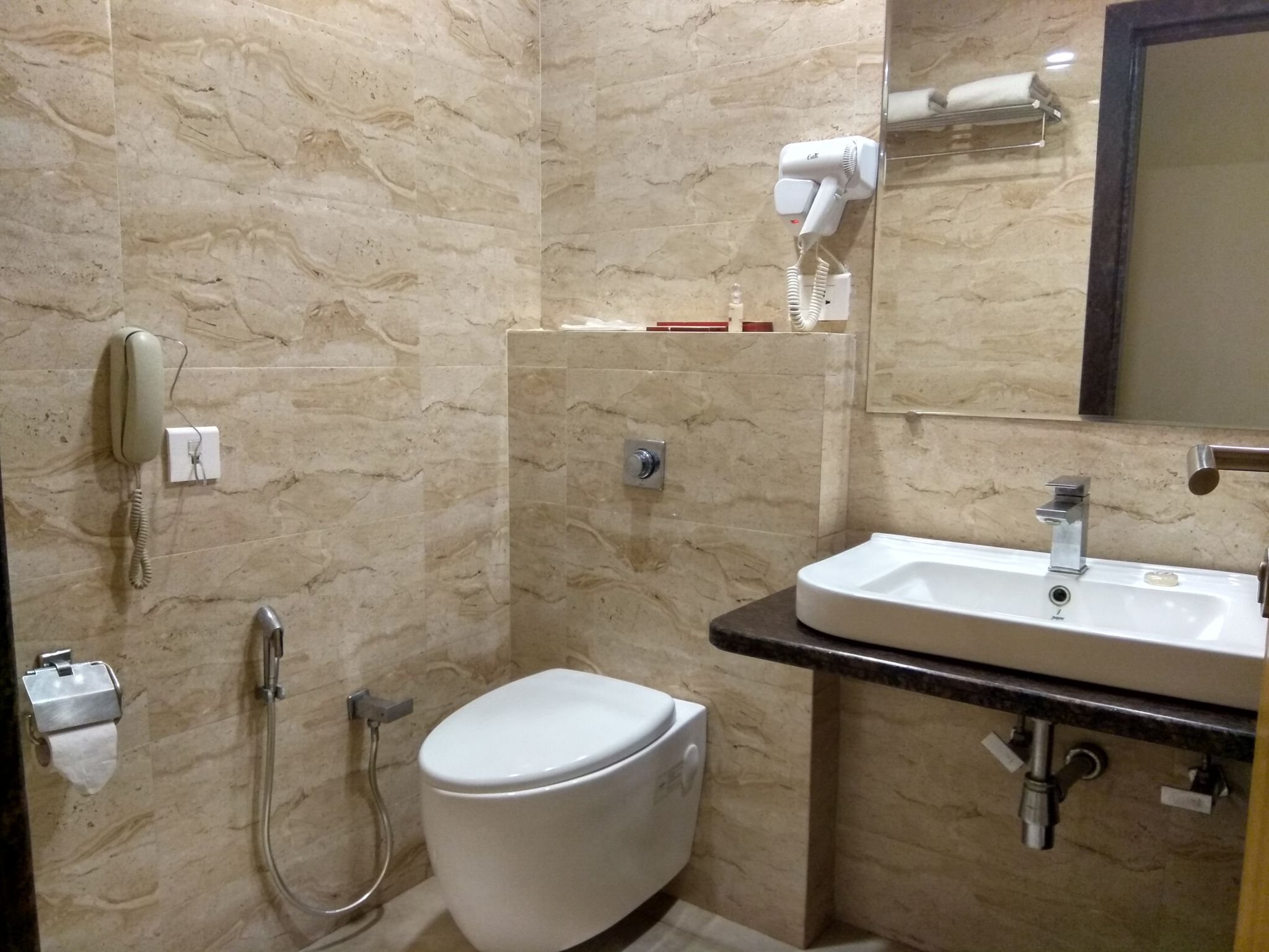St Laurn - The Spiritual Resort Studio Room - Complimentary Shuttle Pickup and Drop to Sai Baba Temple (Gate 2) 11