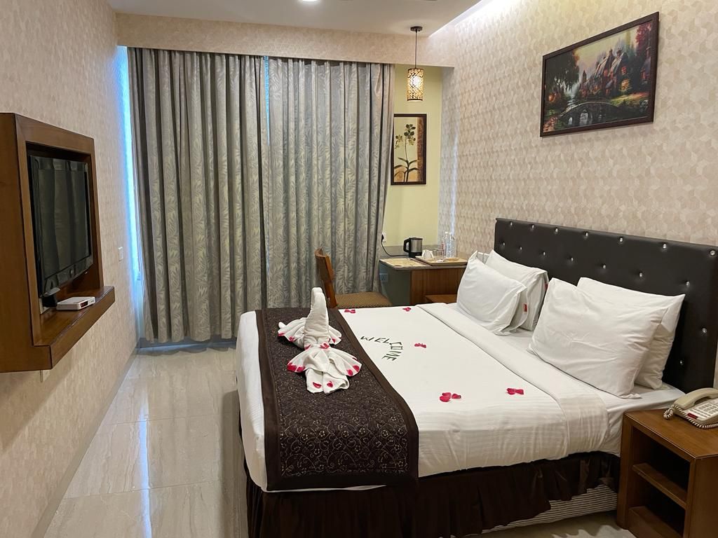 St Laurn - The Spiritual Resort Studio Room - Complimentary Shuttle Pickup and Drop to Sai Baba Temple (Gate 2) 2