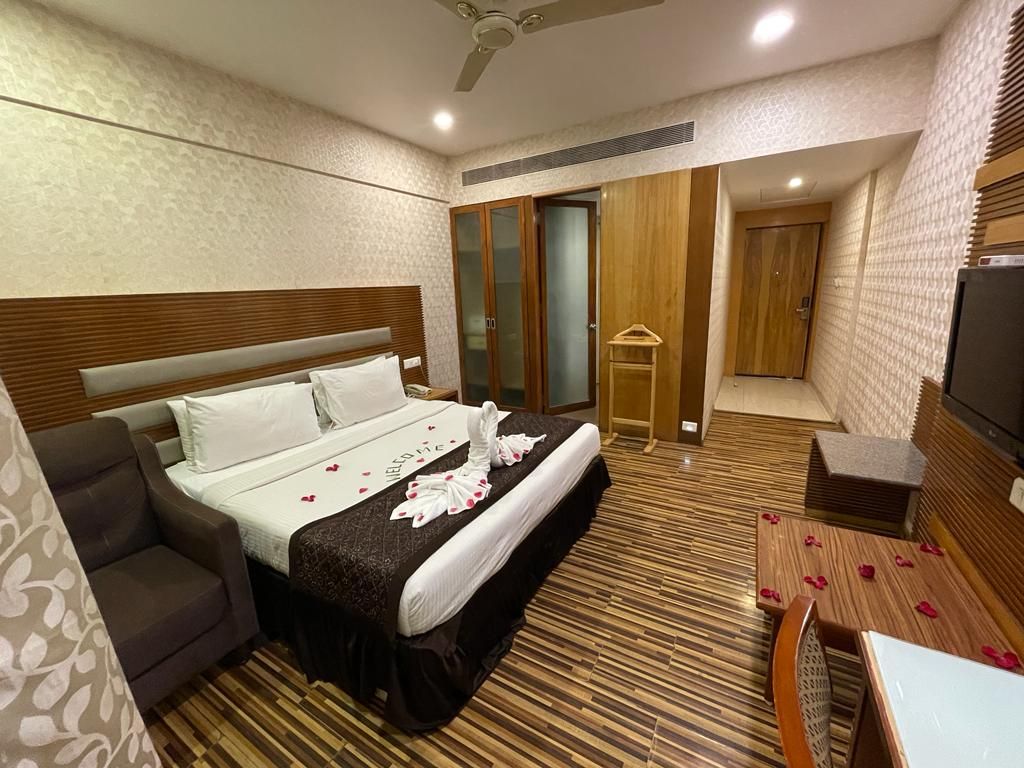 Standard Room - Complimentary Shuttle Pickup and Drop to Sai Baba Temple (Gate 2)