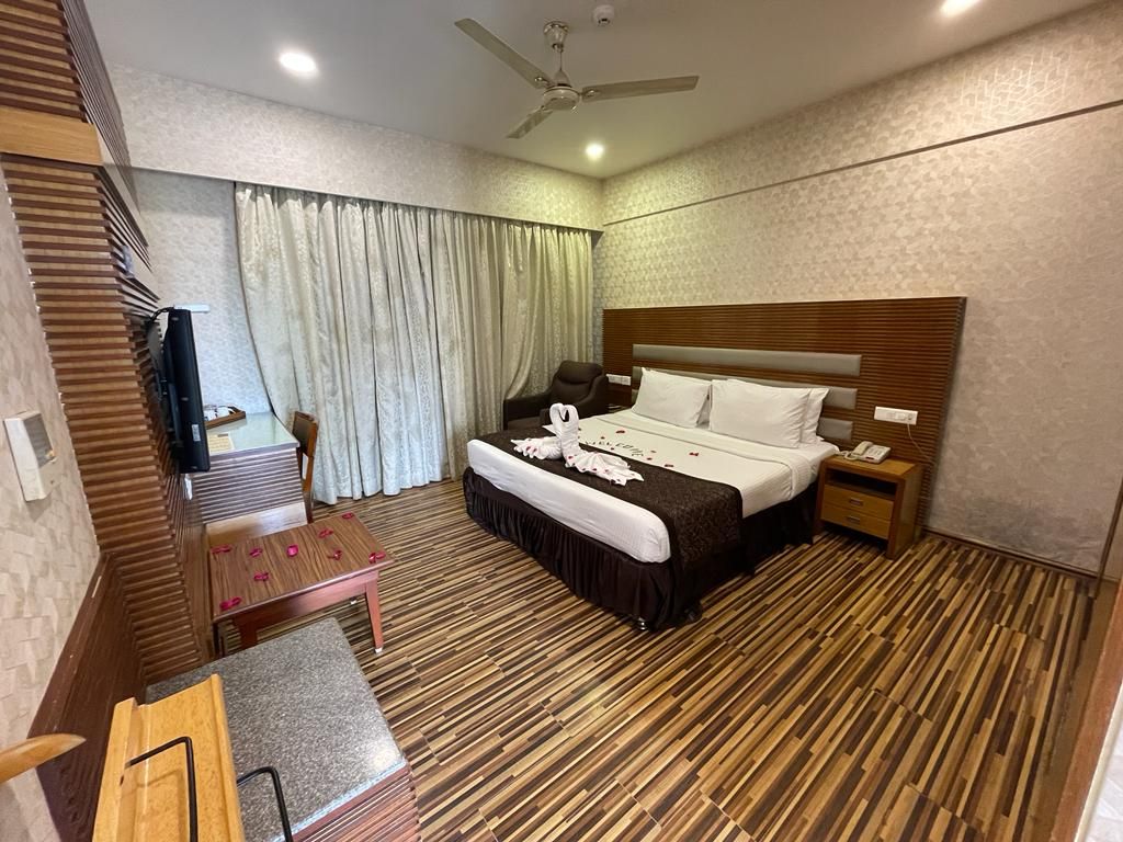 Standard Room - Complimentary Shuttle Pickup and Drop to Sai Baba Temple (Gate 2)