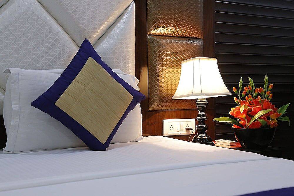 Hotel Delhi Pride Deluxe AC Room (Delhi ID Accepted) 10