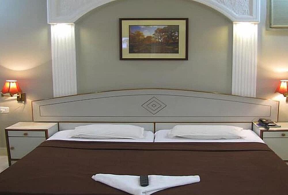 Amigo Plaza NON AC Room 7