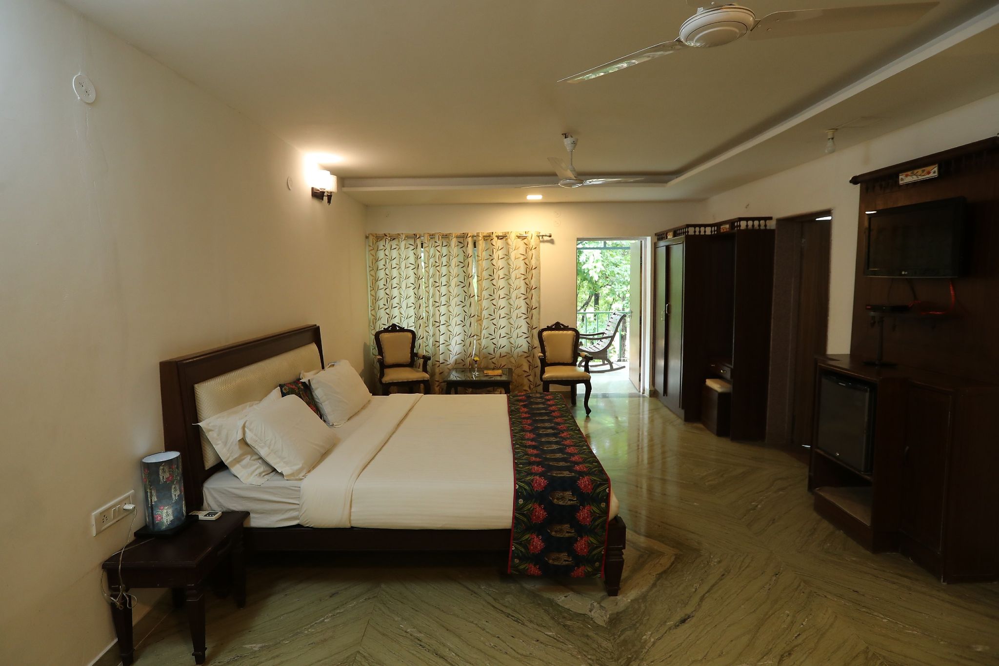 AC Room (River Facing)